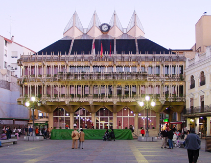 BIBLIOTECA - AYUNTAMIENTO - CENTRO COMERCIAL